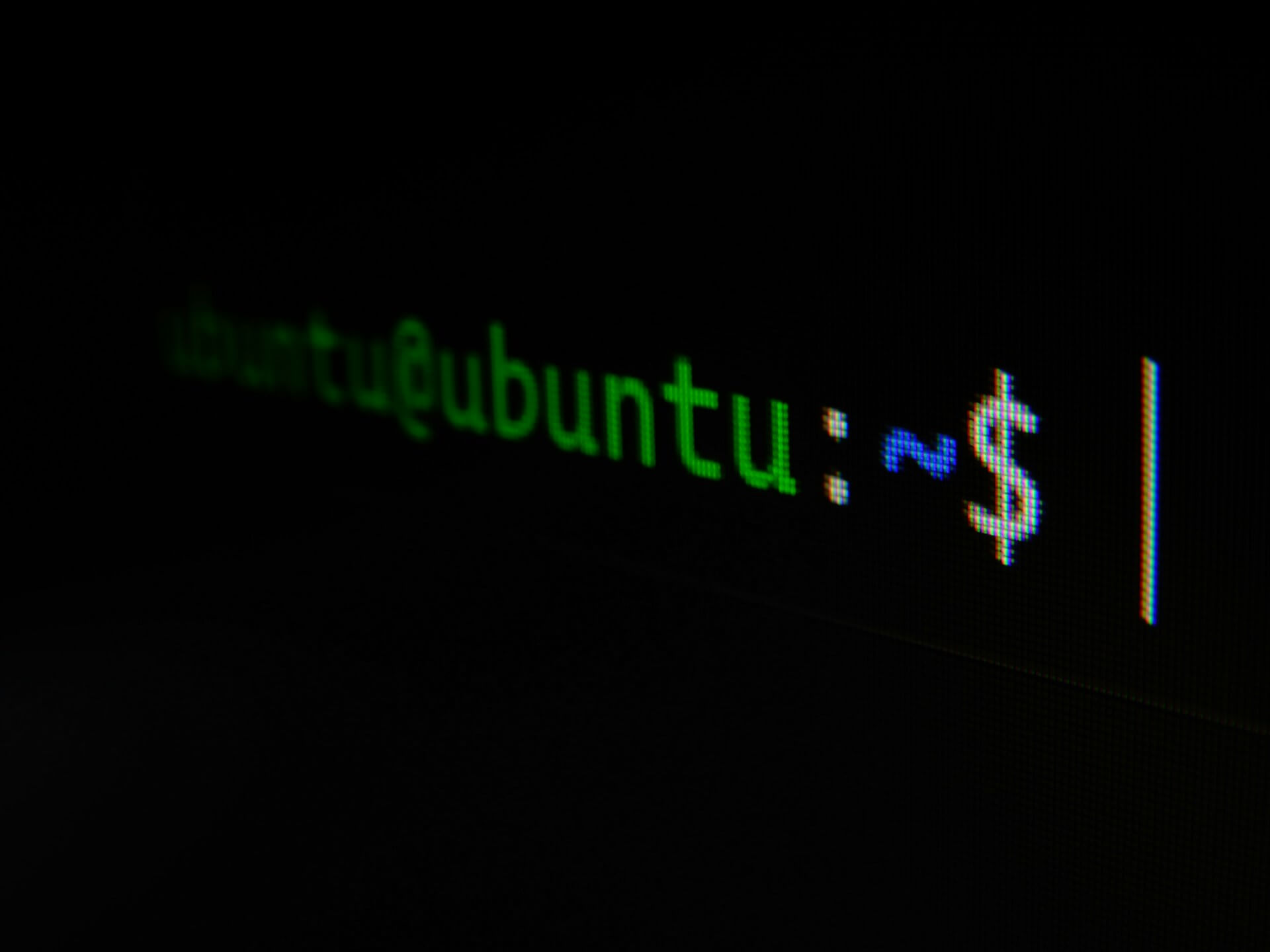Diferențele dintre distribuțiile Linux: Ghid pentru începători
